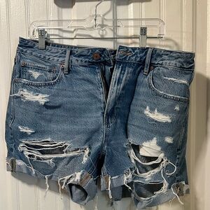 NWT American Eagle Distressed Jean short